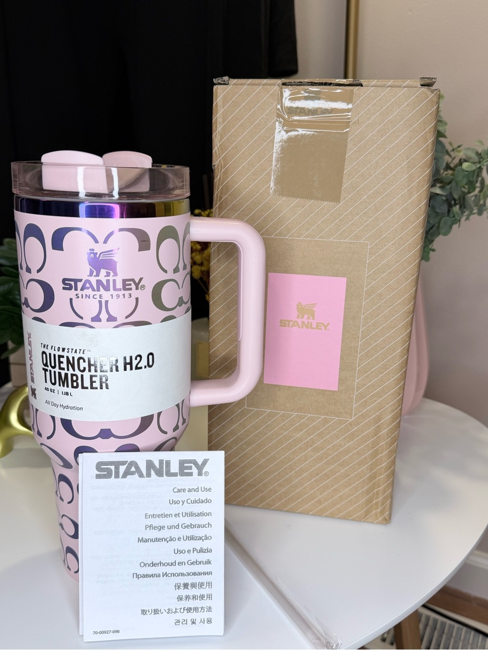 Pink Patterned Quencher H2.0 Tumbler with Light Pink Handle